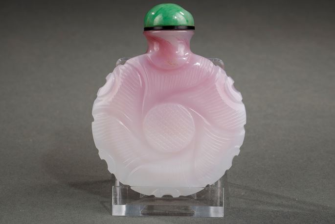Chinese pink glass snuff bottle | MasterArt